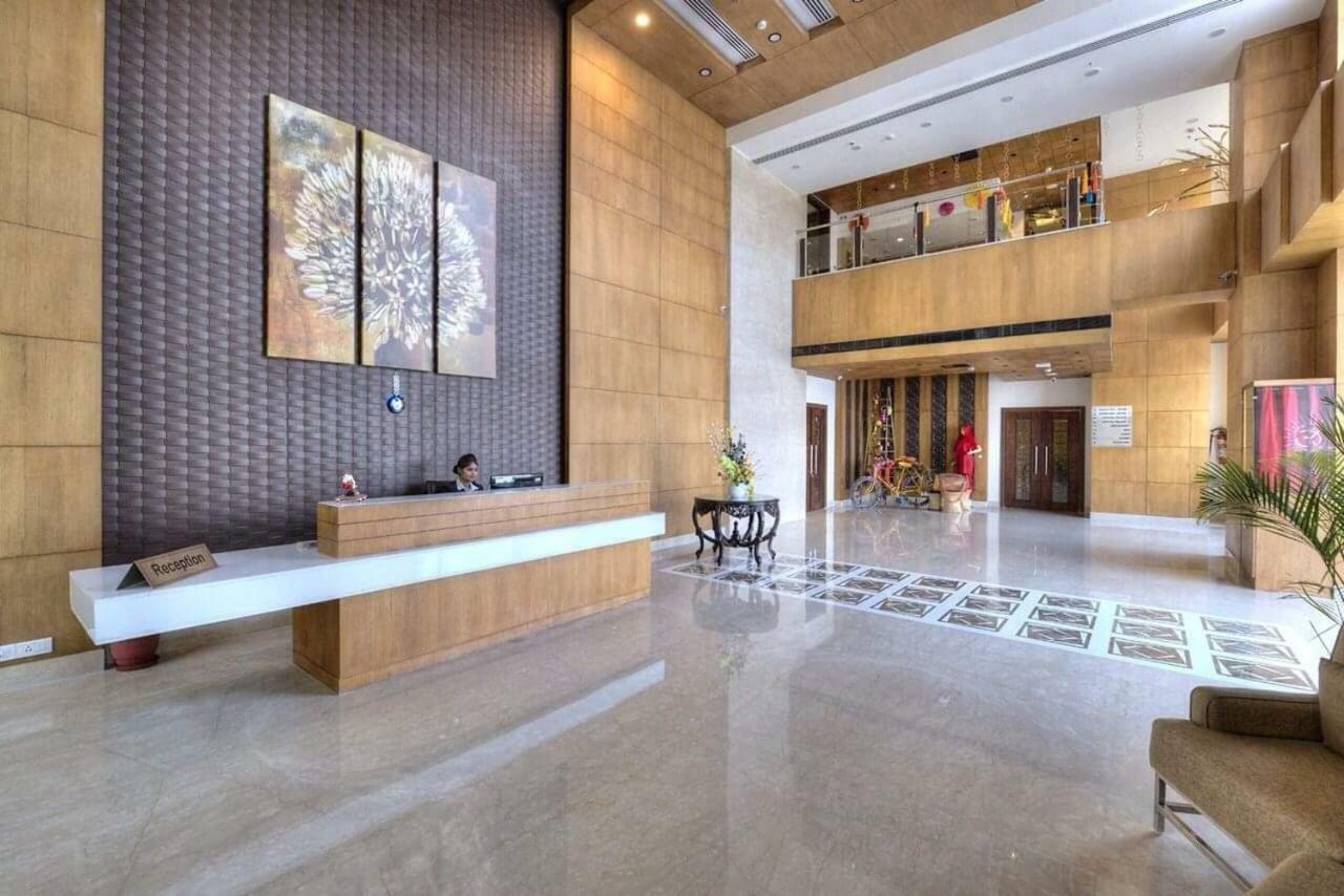 Hotel Delite Grand Faridabad Buitenkant foto