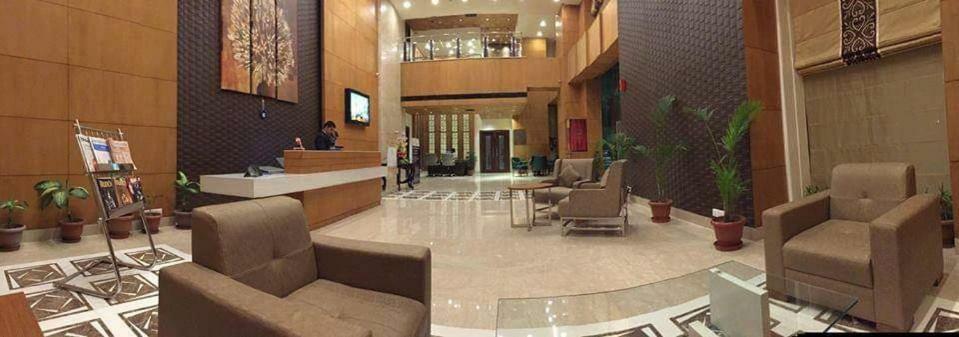 Hotel Delite Grand Faridabad Buitenkant foto