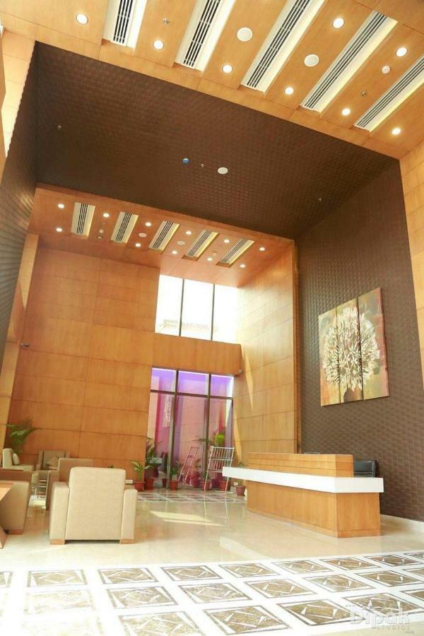 Hotel Delite Grand Faridabad Buitenkant foto